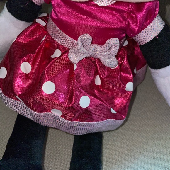 Just Play Tickled Pink Minnie Mouse Interactive Plush - Picture 10 of 12